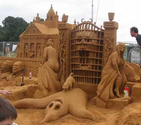 Amazing Sand Sculpture
